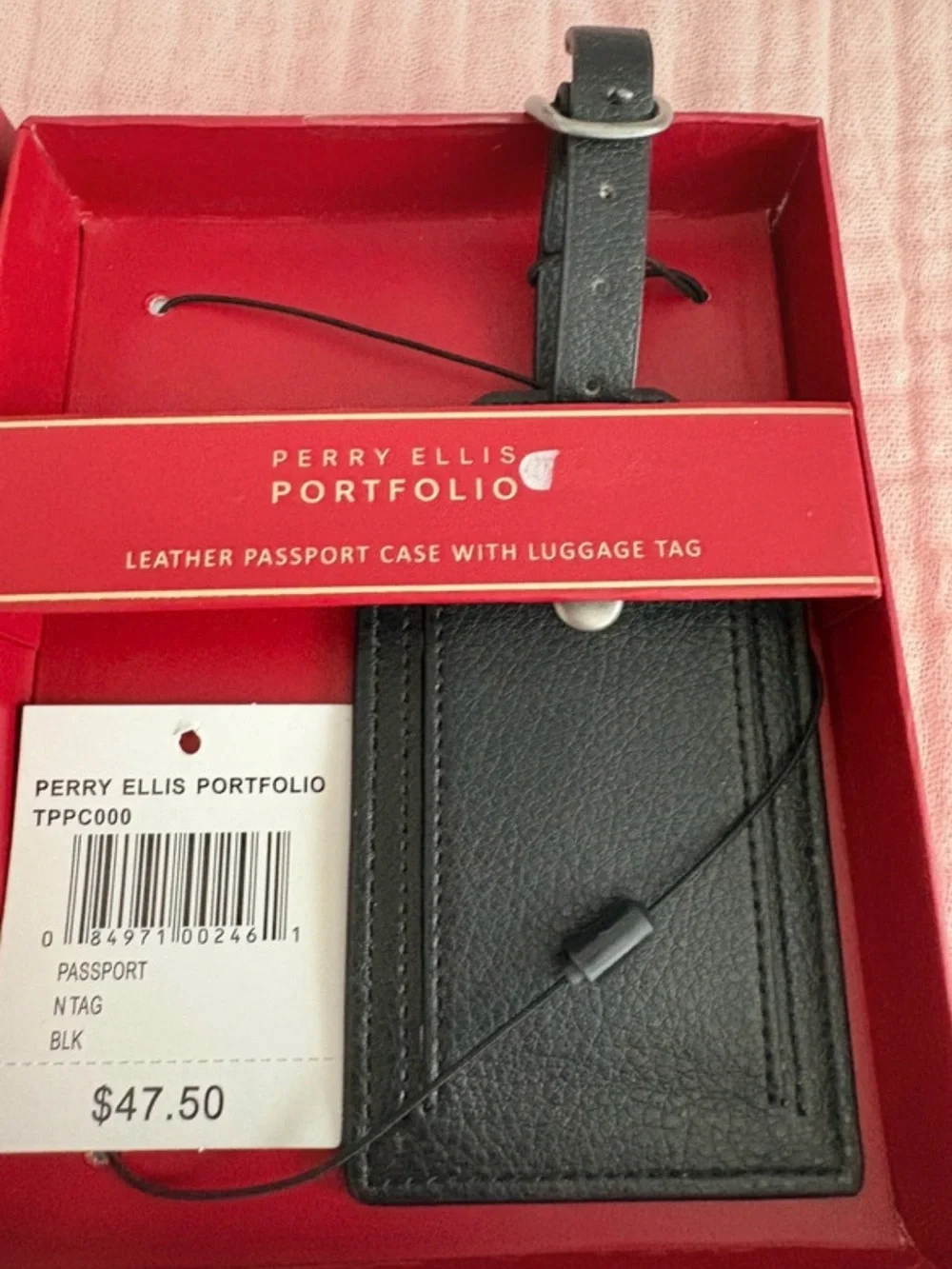 Perry Ellis Black Leather Passport Case with Luggage Tag